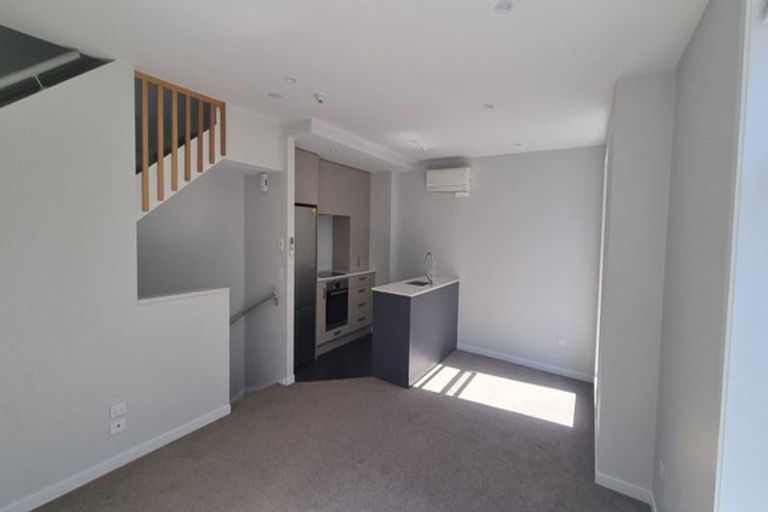 Photo of property in 2/5 Ebor Street, Te Aro, Wellington, 6011