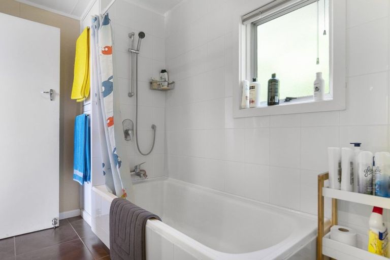 Photo of property in 25 Harbour View Road, Omokoroa, 3114