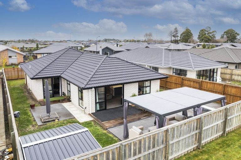 Photo of property in 30 Quinn Crescent, Woodend, 7610