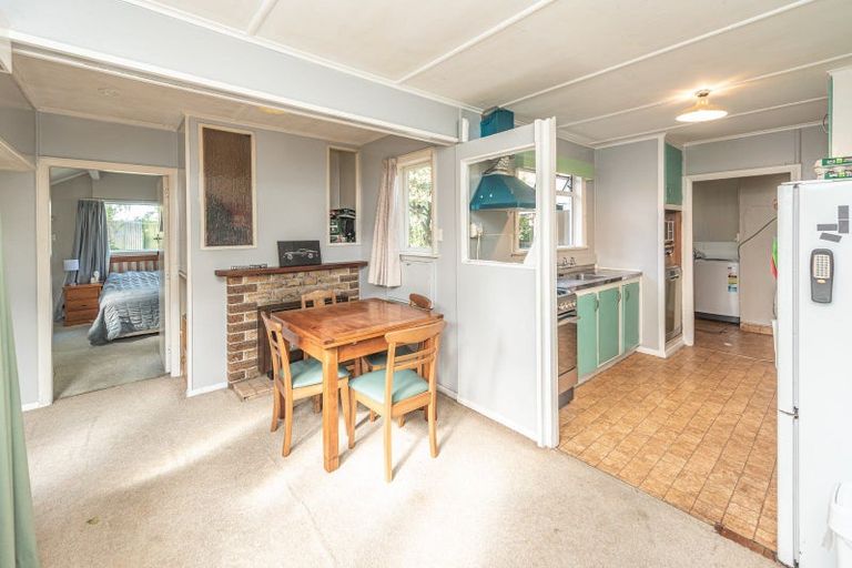 Photo of property in 51 Swiss Avenue, Gonville, Whanganui, 4501