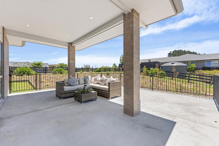 Photo of property in 9 Mclachlan Way, Pokeno, 2471