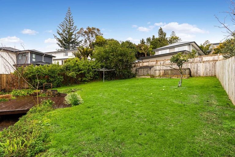 Photo of property in 38 Awaruku Road, Torbay, Auckland, 0630