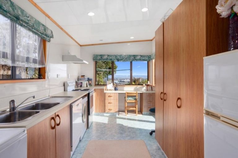 Photo of property in 10 Berg Place, Whakatane, 3120