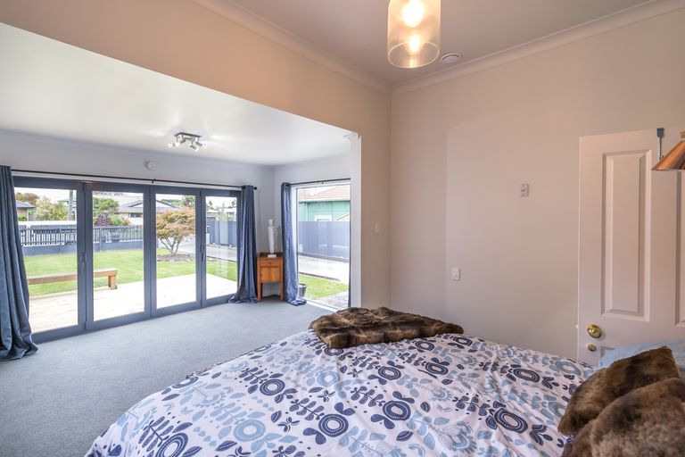 Photo of property in 55 Blake Street, New Brighton, Christchurch, 8061