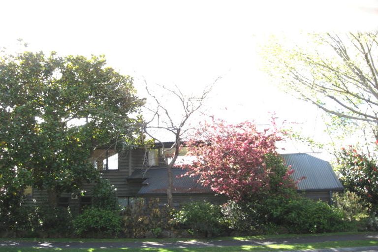 Photo of property in 22 Ewing Grove, Acacia Bay, Taupo, 3330
