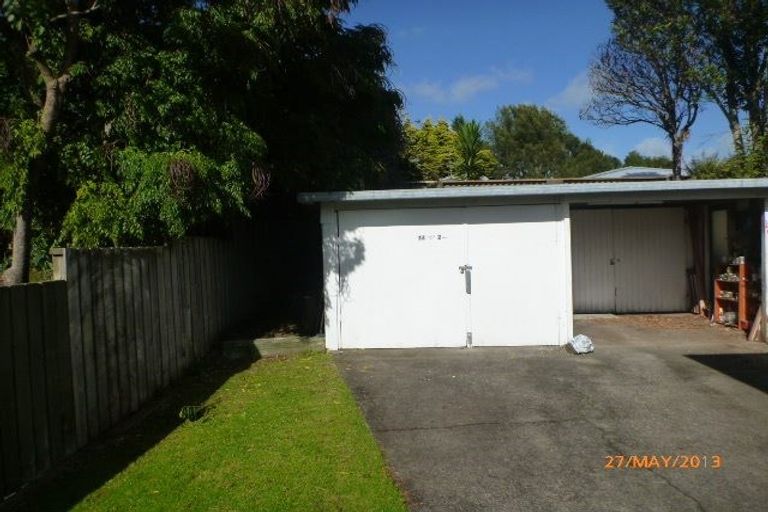 Photo of property in 2/14 South Street, Papakura, 2110