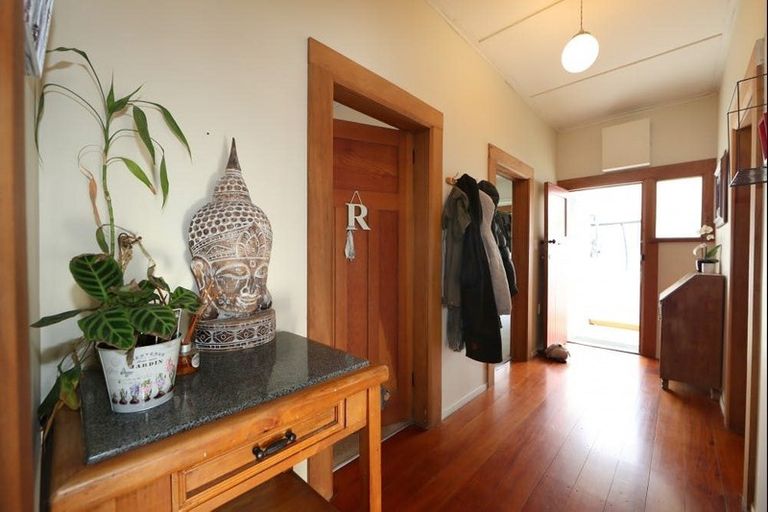 Photo of property in 219 Georges Drive, Napier South, Napier, 4110