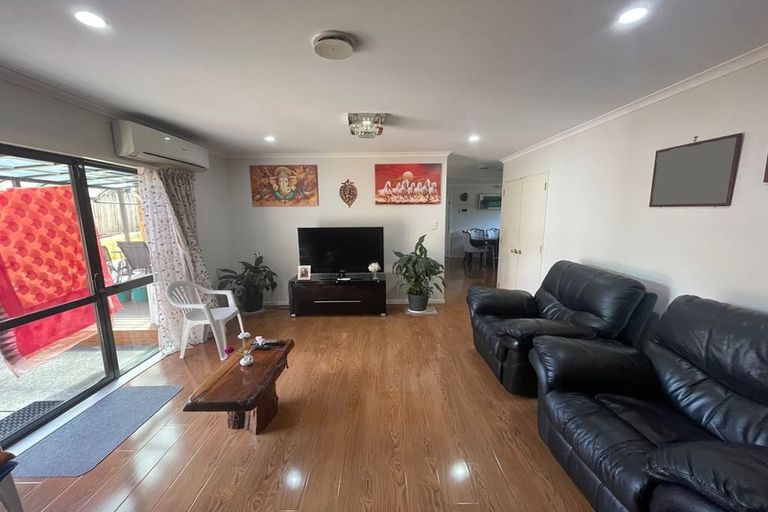 Photo of property in 5 Hawkley Close, Flat Bush, Auckland, 2019