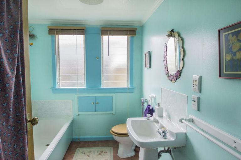 Photo of property in 4 Tweed Street, South Hill, Oamaru, 9400