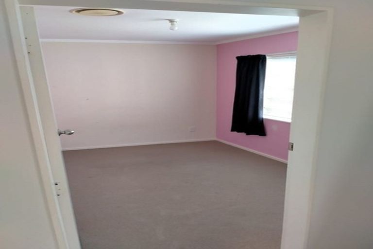 Photo of property in 12 Campbell Avenue, Paraparaumu, 5032