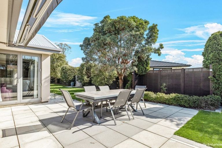 Photo of property in 20 Evergreen Place, Parklands, Christchurch, 8083