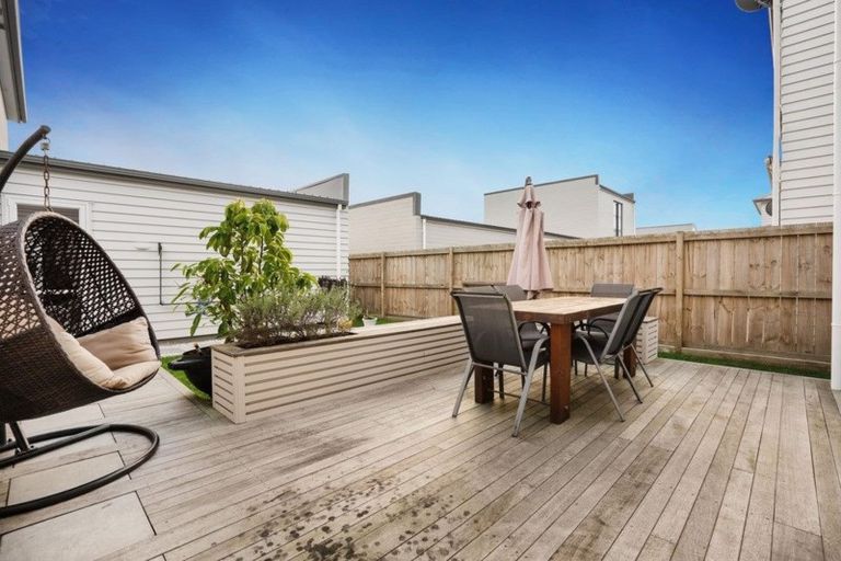 Photo of property in 8 Hakaro Way, Takanini, 2112