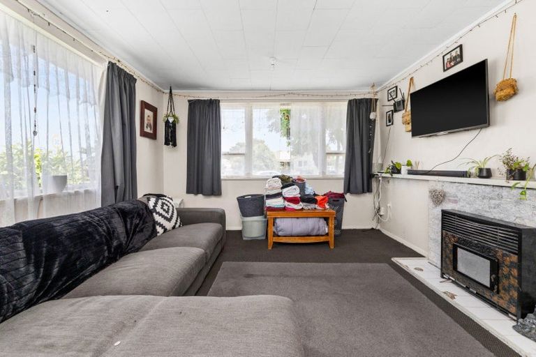 Photo of property in 330 Tui Place, Camberley, Hastings, 4120