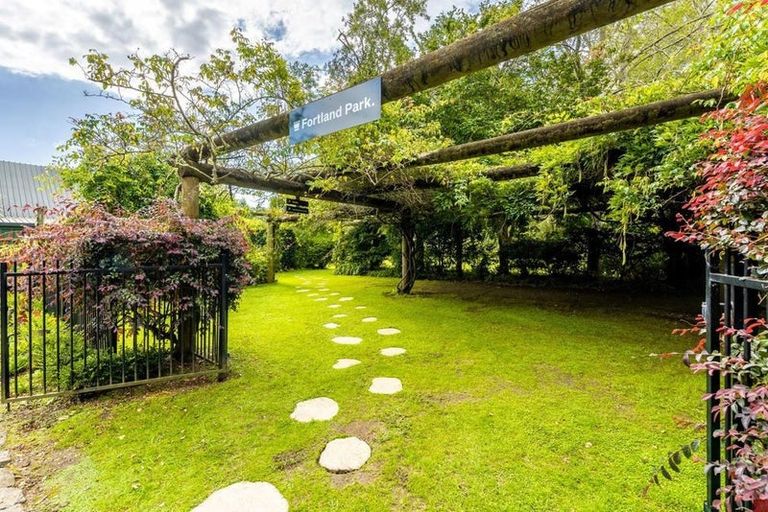 Photo of property in 6 Dyke Road, Karaka, Papakura, 2580