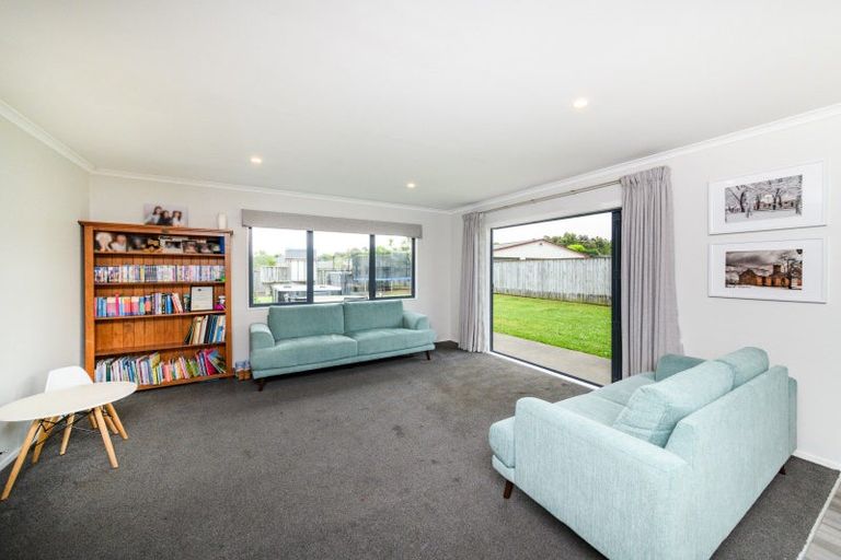 Photo of property in 4 Almond Grove, Feilding, 4702
