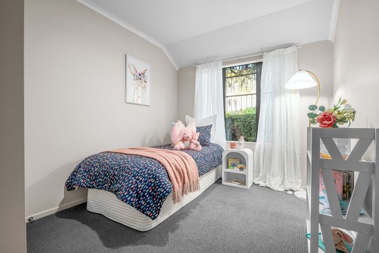 Photo of property in 51 Magellan Rise, Flagstaff, Hamilton, 3210