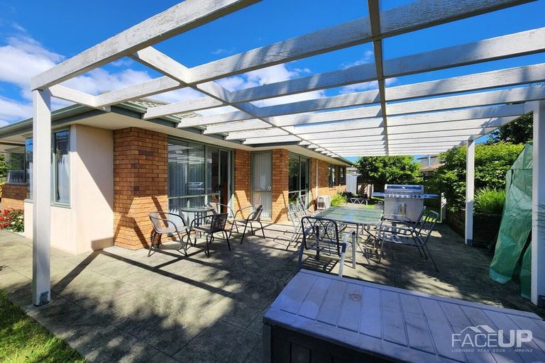 Photo of property in 20 Starlight Cove, Hobsonville, Auckland, 0618