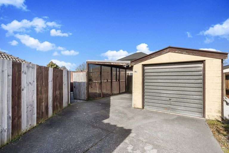 Photo of property in 2/18 Peer Street, Upper Riccarton, Christchurch, 8041