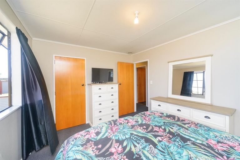 Photo of property in 2 Walton Street, Bulls, 4818