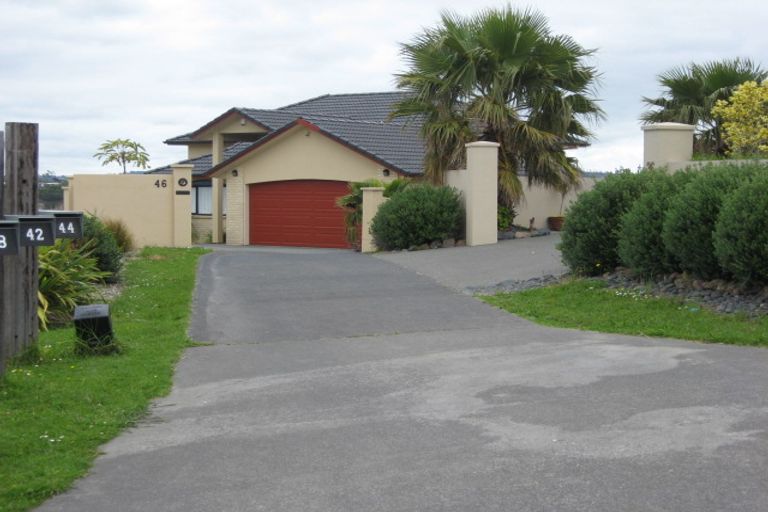Photo of property in 46 Beauvoir Avenue, Matakatia, Whangaparaoa, 0930