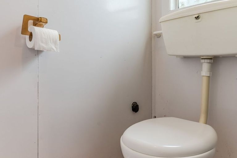 Photo of property in 10 Beach Street, Waikouaiti, 9510