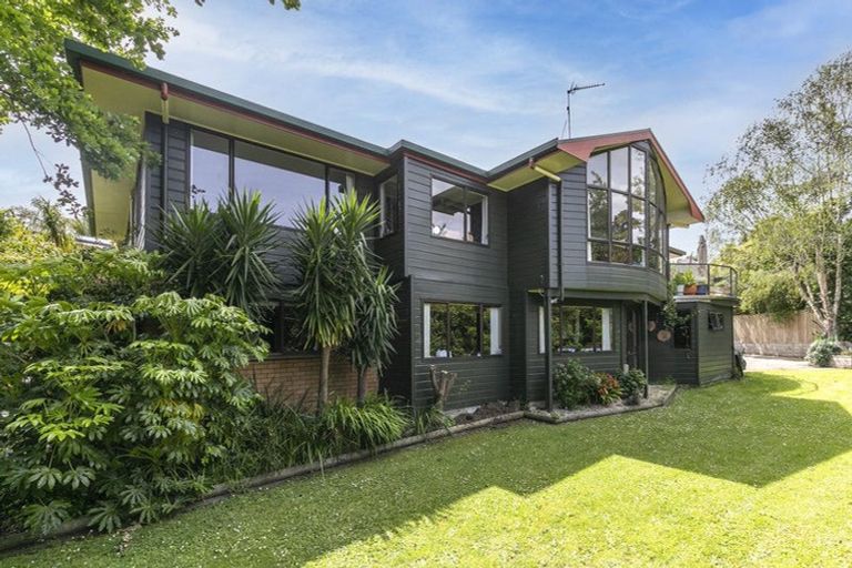 Photo of property in 32 Kimihia Road, Huntly, 3700