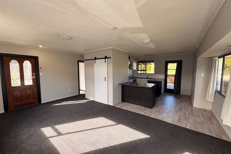 Photo of property in 96 South Road, The Glen, Dunedin, 9011