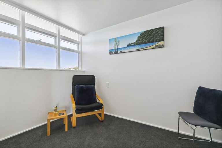 Photo of property in Gateway Apartments, 19 Maida Vale Road, Roseneath, Wellington, 6011