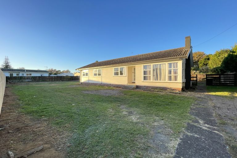 Photo of property in 12 Orion Street, Papakura, 2110