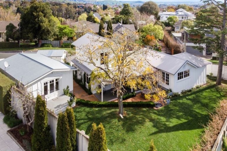 Photo of property in 31 Muritai Crescent, Havelock North, 4130