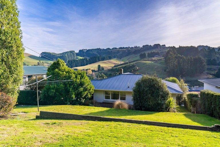 Photo of property in 92 Hocken Street, Kenmure, Dunedin, 9011