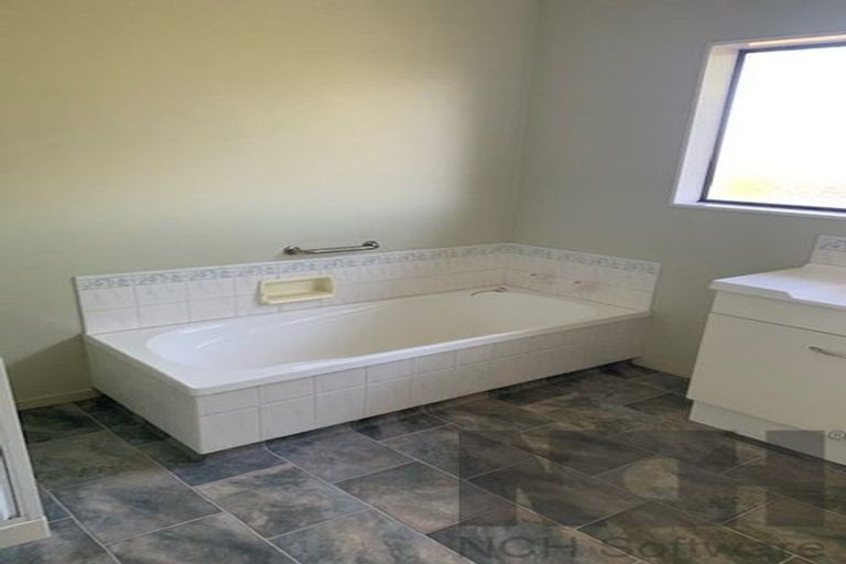 Photo of property in 169 Taradale Road, Pirimai, Napier, 4112