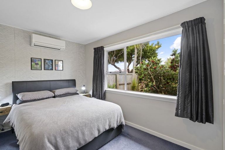 Photo of property in 126 Gilberthorpes Road, Hei Hei, Christchurch, 8042