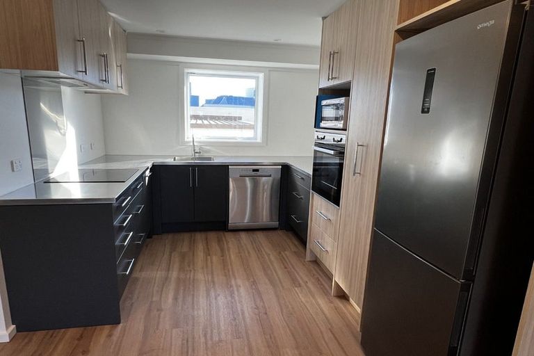 Photo of property in 237 Marine Parade, Napier South, Napier, 4110