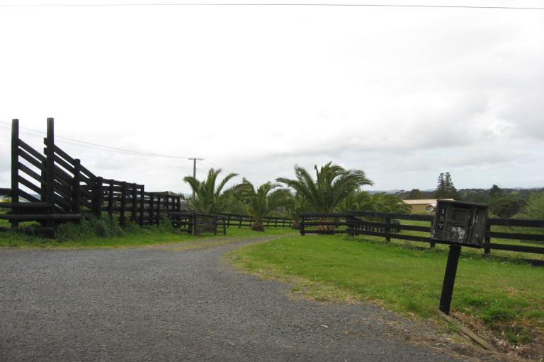 Photo of property in 157 Puke Road, Kumeu, 0891