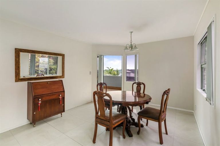 Photo of property in 13 Redfern Lane, Glenfield, Auckland, 0629