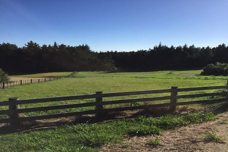 Photo of property in 40 Taipa View Road, Taipa, 0483