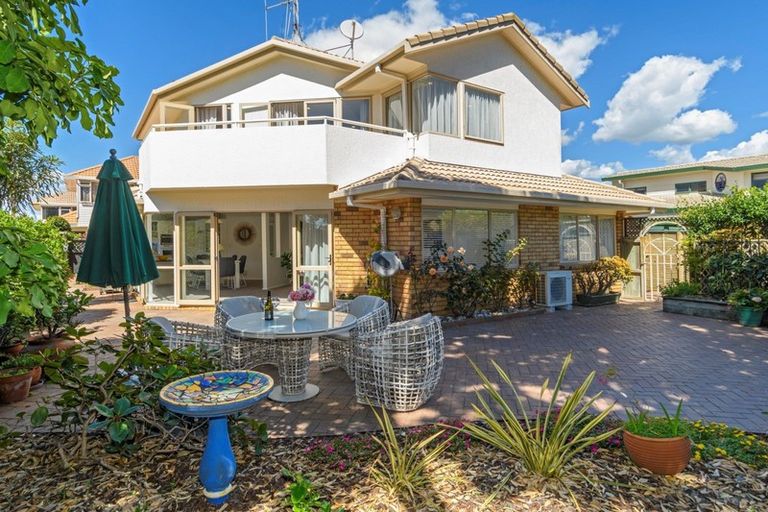 Photo of property in 8 Kippen Way, Mount Maunganui, 3116