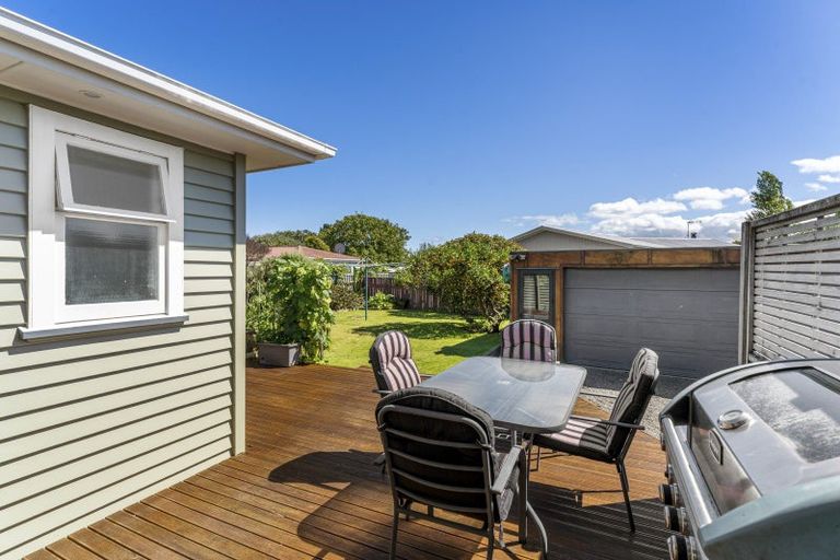 Photo of property in 22 Waerenga Road, Otaki, 5512