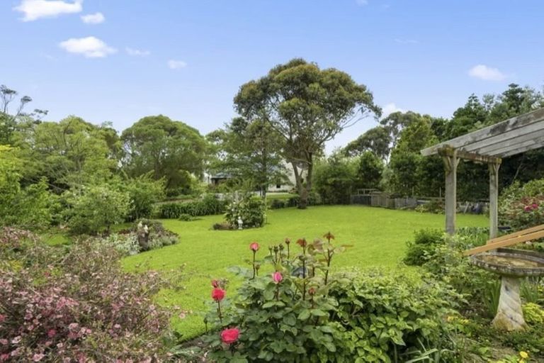 Photo of property in 35 Wood Leigh, Paraparaumu Beach, Paraparaumu, 5032