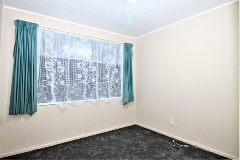 Photo of property in 3 Lowburn Place, Clover Park, Auckland, 2019