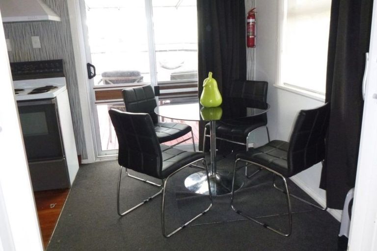 Photo of property in 23 Leeds Street, Milson, Palmerston North, 4414