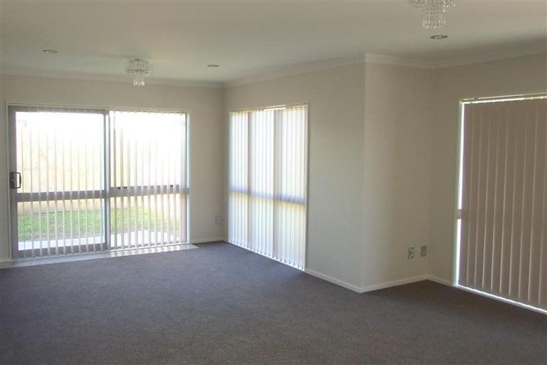 Photo of property in 46a Russell Road, Manurewa, Auckland, 2102