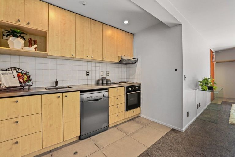 Photo of property in 24/868 Colombo Street, Christchurch Central, Christchurch, 8013