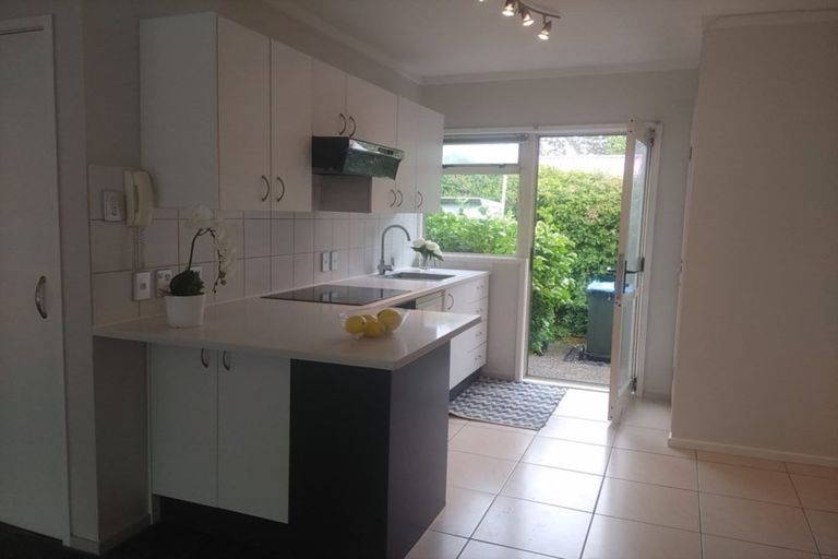 Photo of property in 3/4 Meadow Street, Mount Wellington, Auckland, 1062