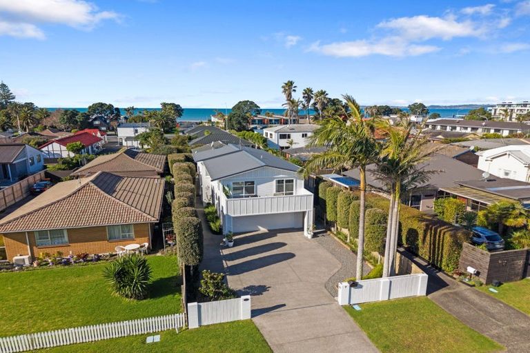 Photo of property in 1/7 Elizabeth Street, Orewa, 0931