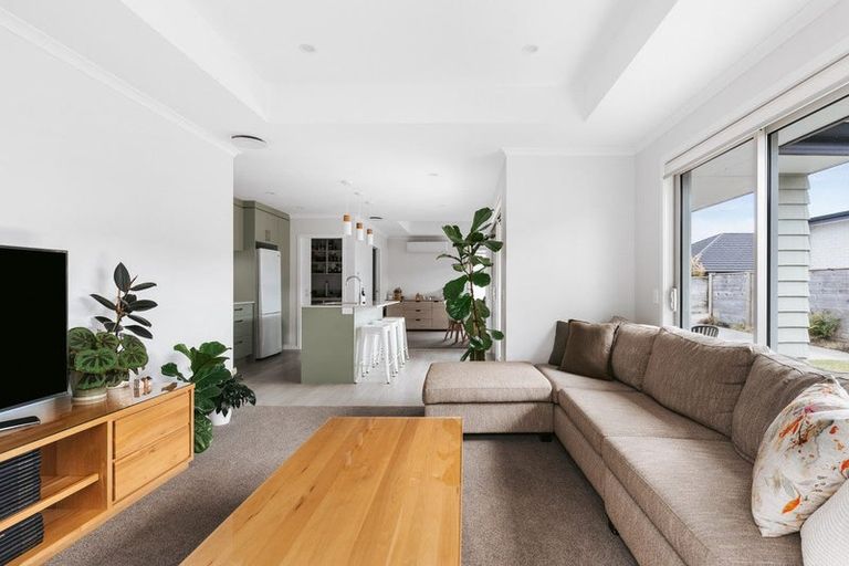 Photo of property in 13b Augusta Rise, Omokoroa, 3114