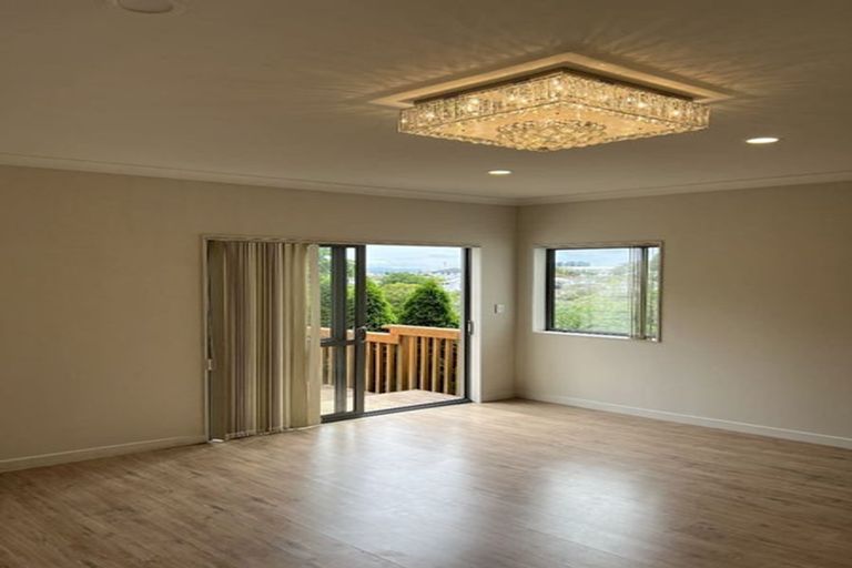 Photo of property in 28 The Enclave, Totara Heights, Auckland, 2105