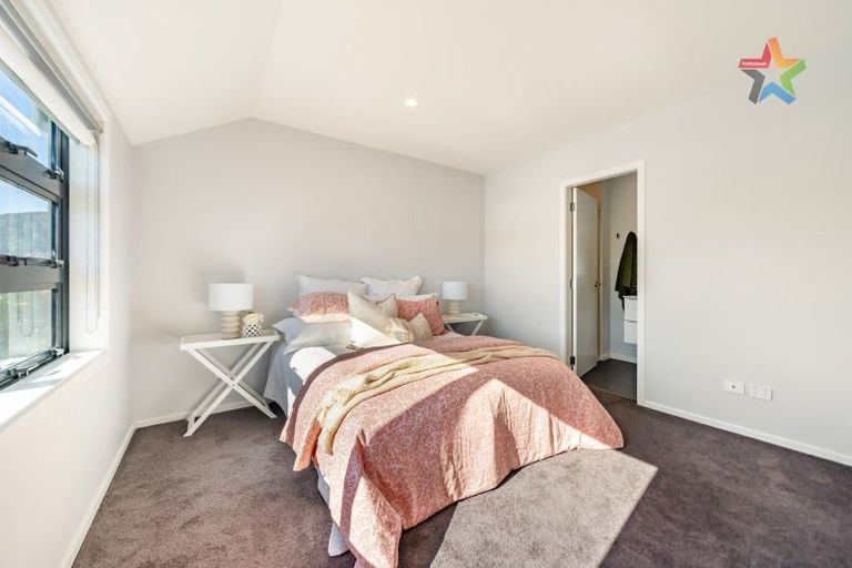 Photo of property in 128b Randwick Road, Moera, Lower Hutt, 5010