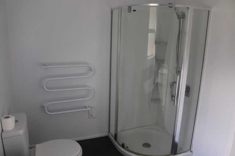 Photo of property in 16 Wellesley Street, Feilding, 4702